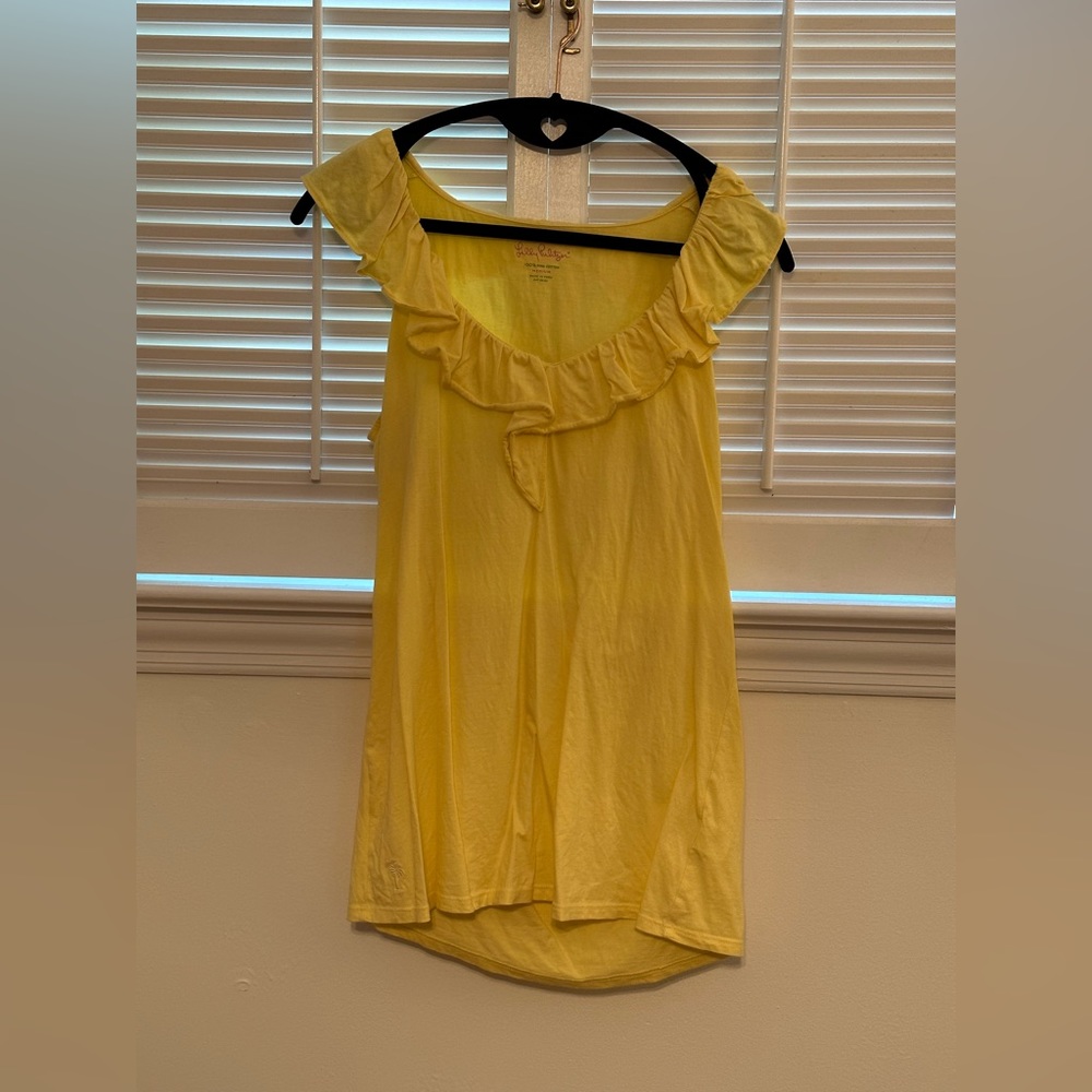 Lilly Pulitzer Nadel Top, Starfruit Yellow. Size Medium.